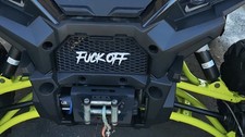 Produktbild - Custom Kühlergrill für Polaris Sportsman 1000 – High-Performance & Wunschfarbe