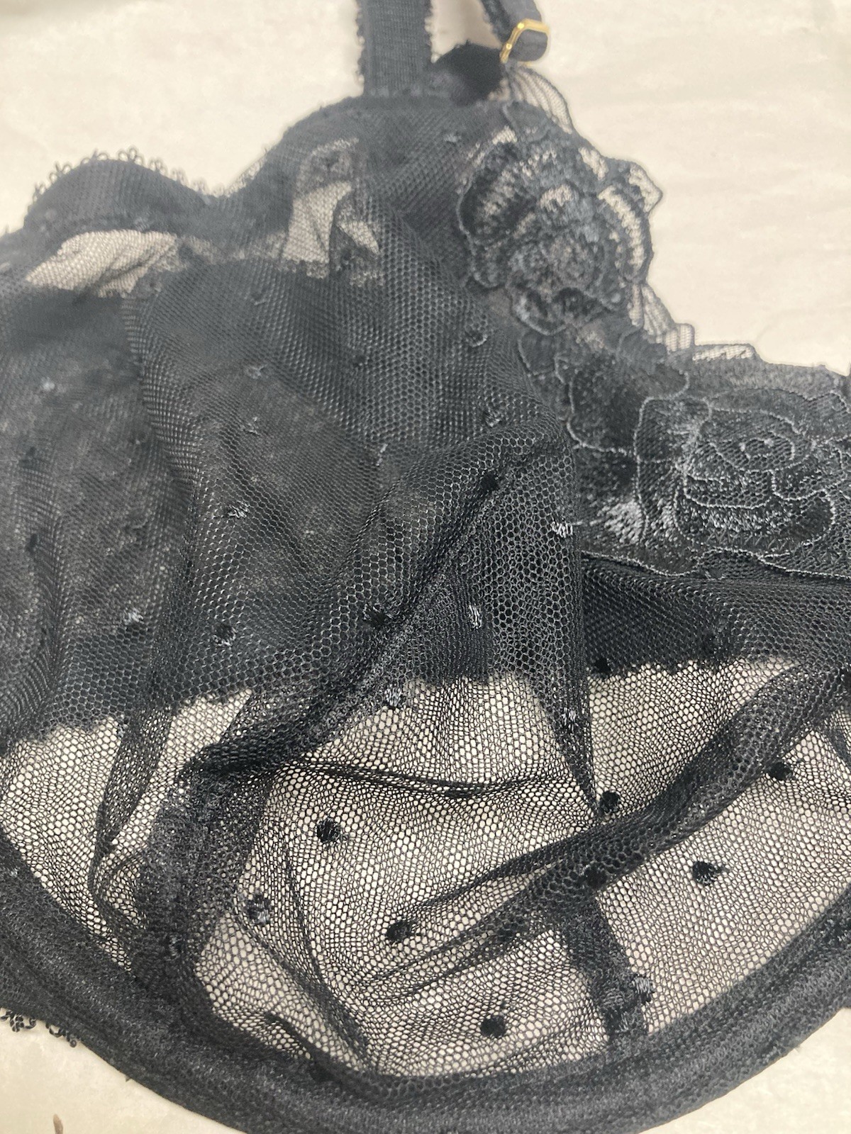 Victoria's Secret Unlined Black Lace/Mesh Bra Size 38 DDD