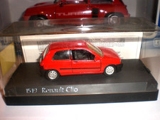 Renault Clio I Saloon 1991 rouge - 1/43 Solido 77 11 424 029