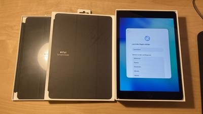 Apple iPad 9. Generation 256GB, Wi-Fi, 10,2 Zoll - Space Grau