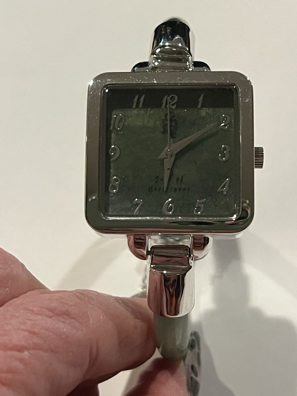 Jade of Yesteryear Bangle Watch/Green Jade