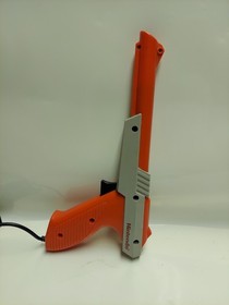1985 NINTENDO ORANGE ZAPPER Model NES-005 With Manual