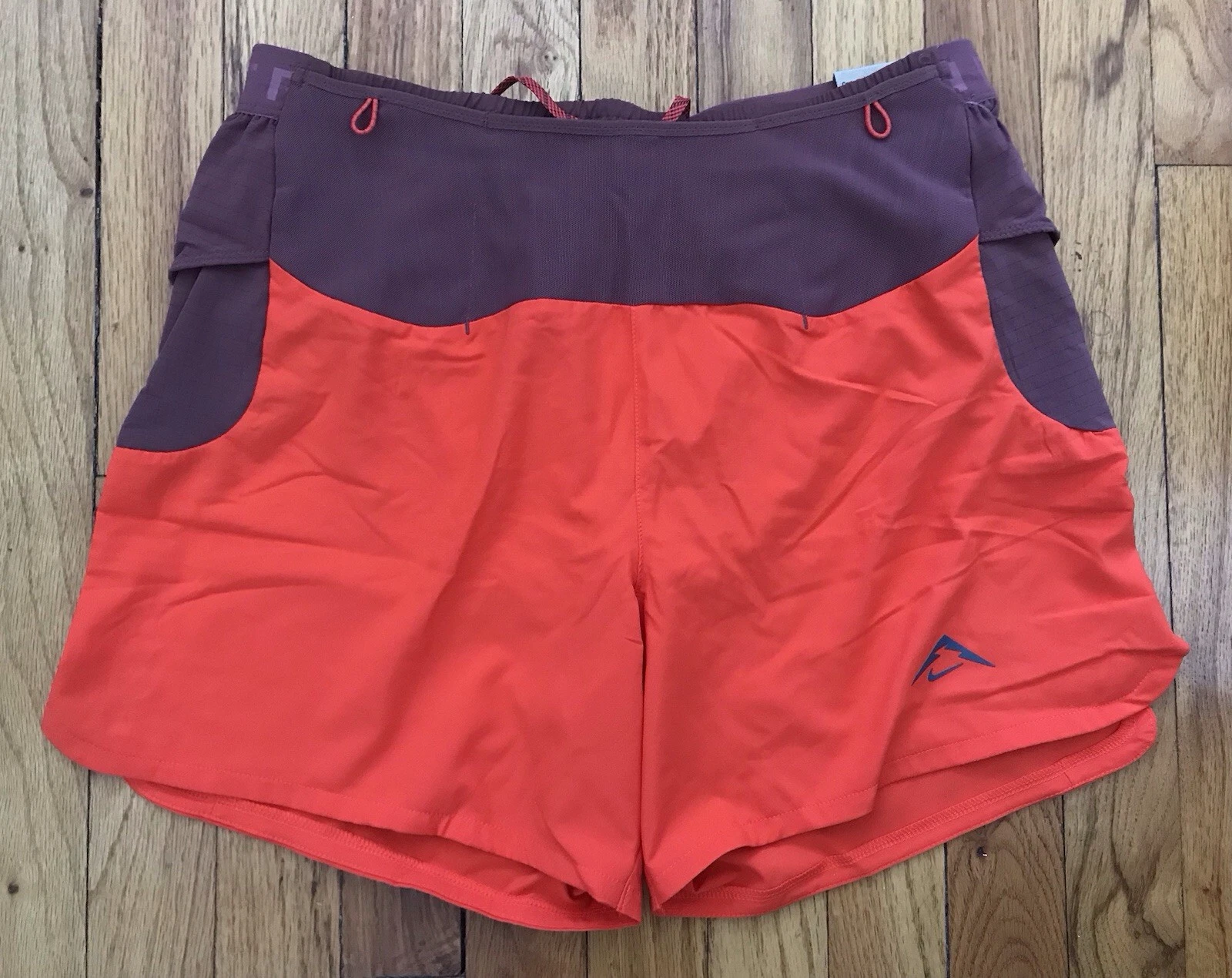 Size Small Mens Nike Trail 5" Dri-FIT ADV Trail Running Shorts Red HJ3572-633
Opens in a new window