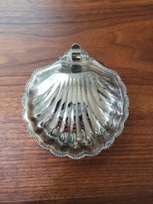 Vintage Silver Plated Hinged Clam Shell Cavia...