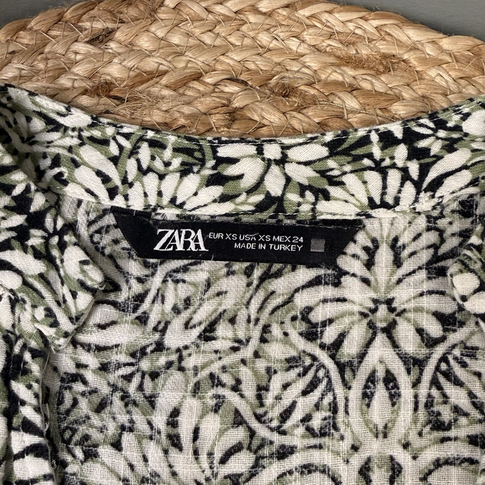 Zara Printed Short Gray Green Floral Cotton Casual Dress, Size XS EUC thumbnail 5