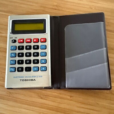 Calculatrice Vintage Toshiba LC830 – Format De Poche – Bon état, Collection