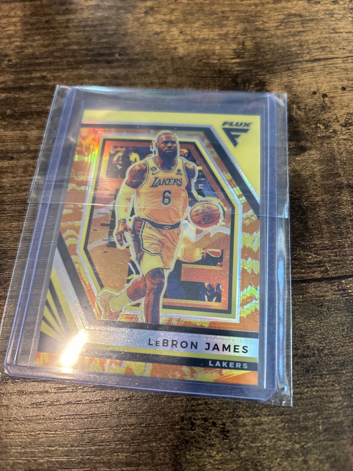 🔥2022-23 Panini Flux - #101 LeBron James Sunrise Prizm Lakers 🔥 Color Match