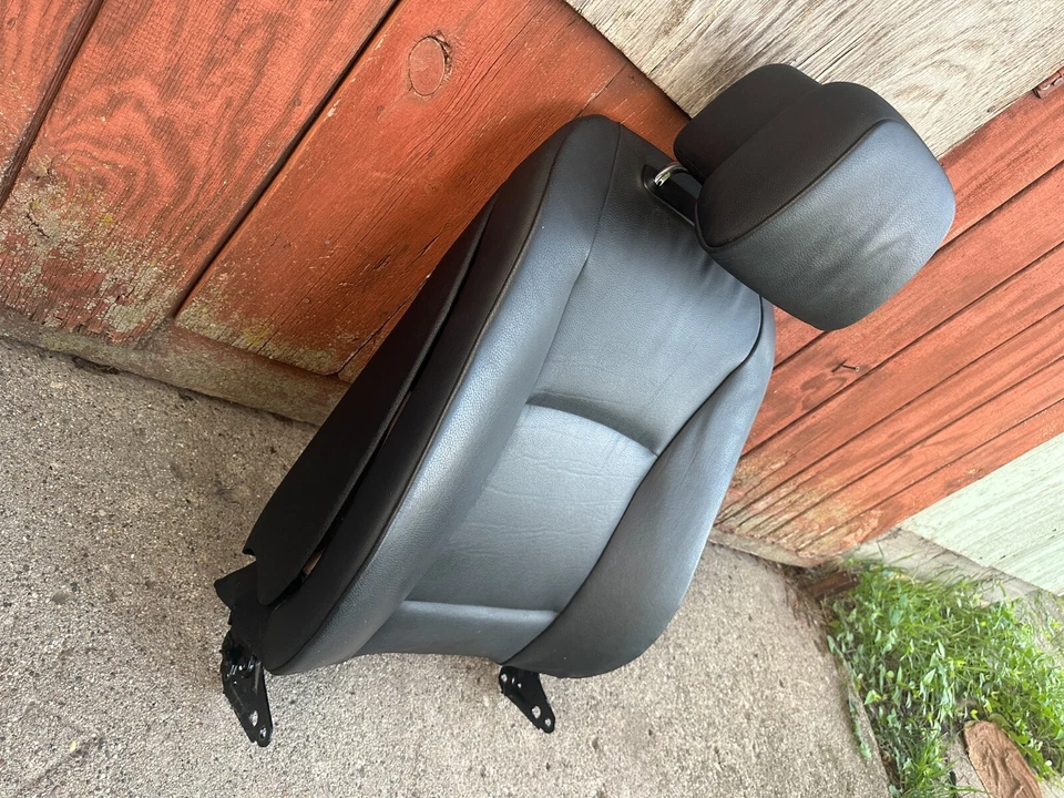 P30829 2010-2013 BMW 535i GT 550i GT ASIENTO DELANTERO TRASERO COJÍN SUPERIOR NEGRO DERECHO OEM Foto 2 de 4