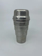 Vintage Cocktail/Drink Shaker 1950’s 16 oz. Aluminum