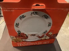 Vintage 12-Piece Porcelain Holiday Dinnerware Set with Holly Berry Design