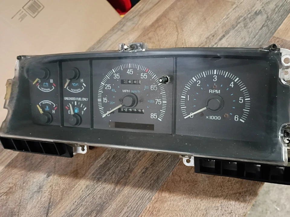 Ford F150 1987-91/montaje de cuadro de instrumentos Bronco/automático con velocímetro Foto 3 de 4