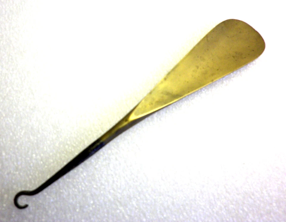 ancien tire lacet  et chausse pieds pour  bottines, en acier et laiton 19 ème - Photo 3/4