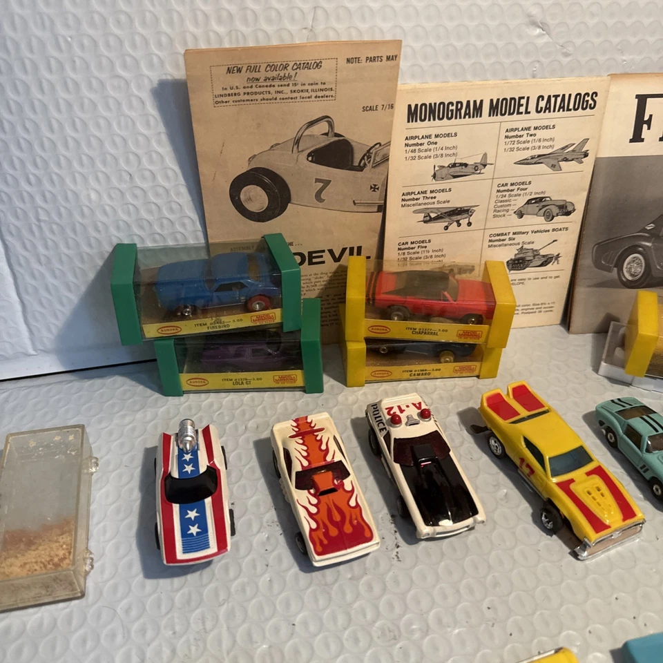 Lote de carrocerías y piezas de coches tragamonedas vintage Aurora AFX TJET Foto 3 de 4