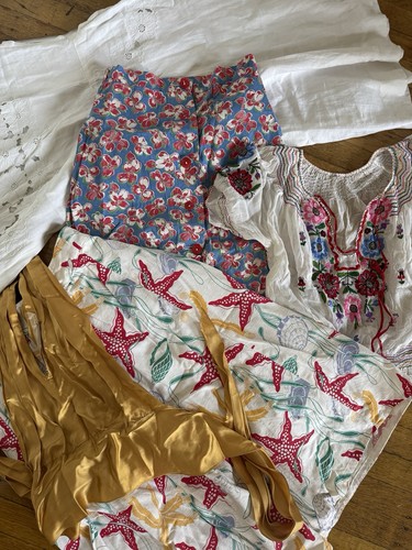 Lot of 6 - Summer Day Clothing 1940s 1950s 1960s Print Skirt Dress Haltertop