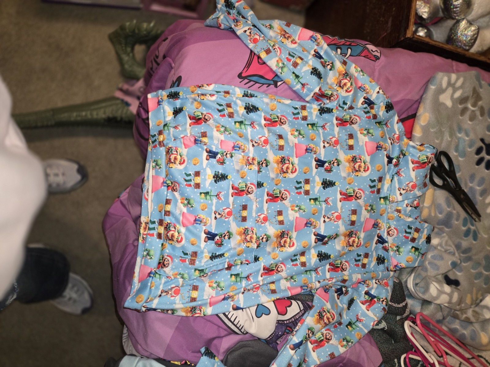 Picture 2 of 18