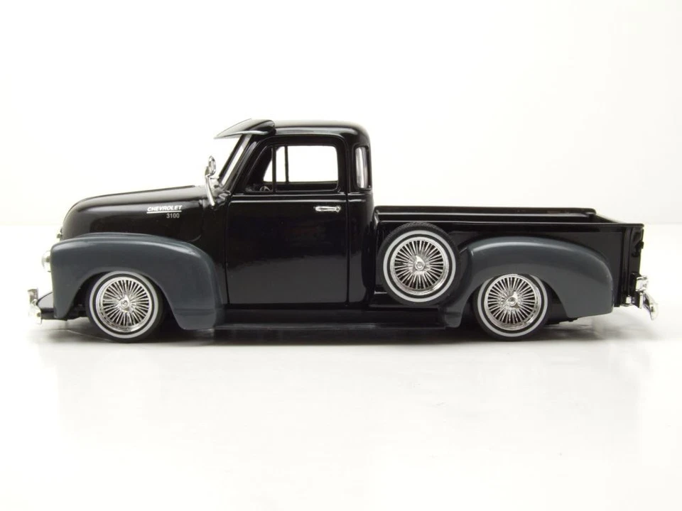 Chevrolet 3100 Pick Up Lowrider 1953 Noir Gris Modèle Auto 1:24 Welly - Photo 3/4