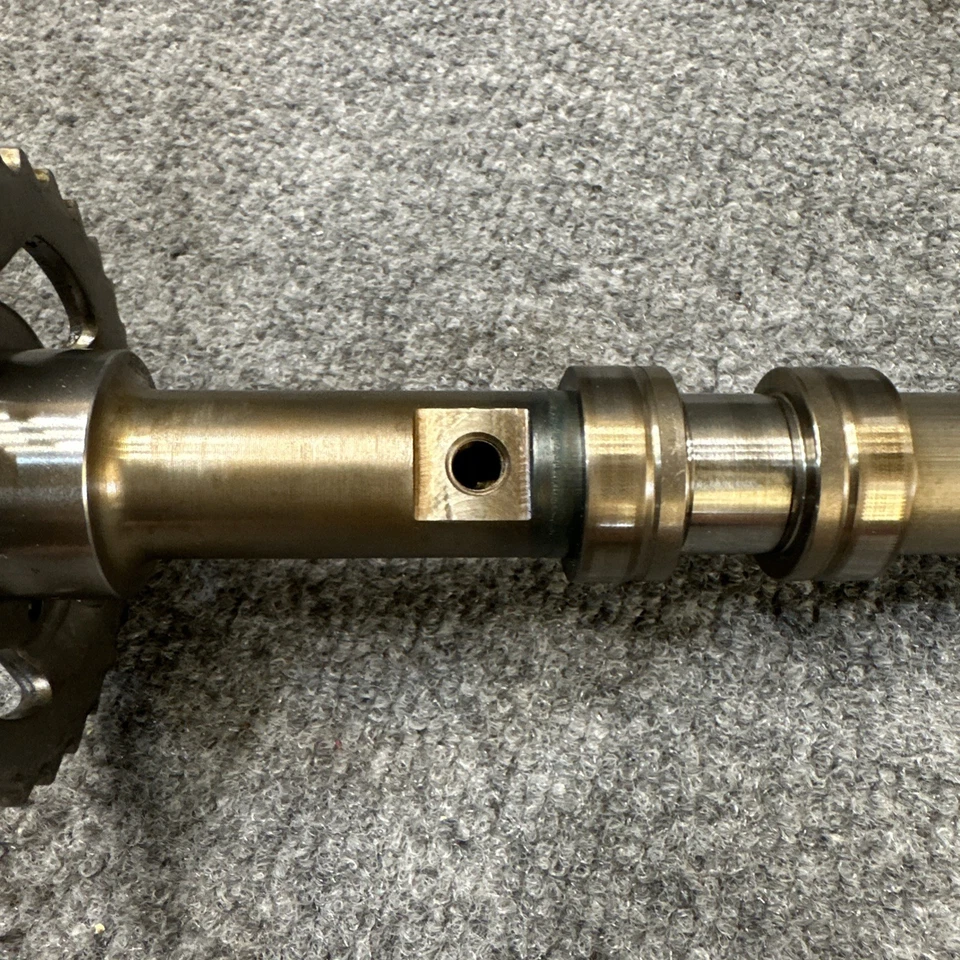 2014-2016 AUDI S4 S5 SQ5 CTU eixo de comando de escape do motor lado do passageiro 06E109102BF - Imagem 4 de 4