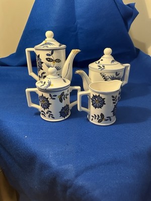 Coffee and Tea Pot With Creamer And Lidded Sugar Both