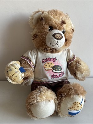 Build A Bear Dairy Queen Cookie Dough Teddybär 2011 mit Kleidung und Cupcake