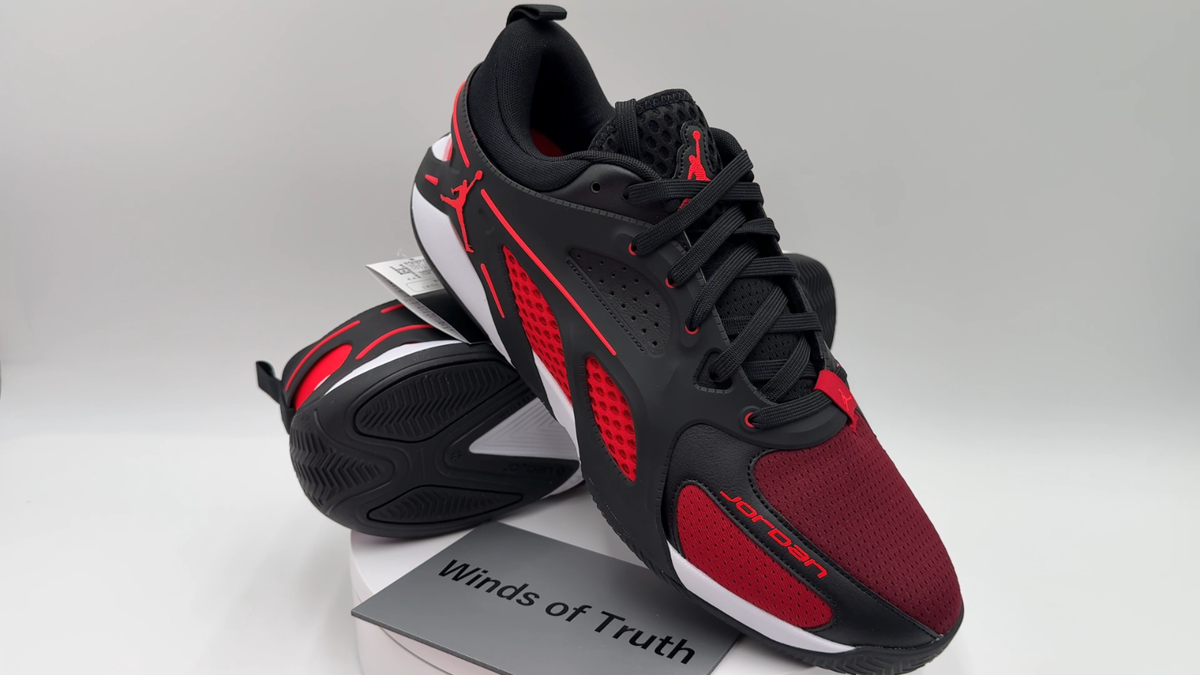 シューズ(男性用) JORDAN AIR SERIES PF Bloodline 27cm Nike Jordan Zion 1 PF Bloodline Black Bright Crimson Men