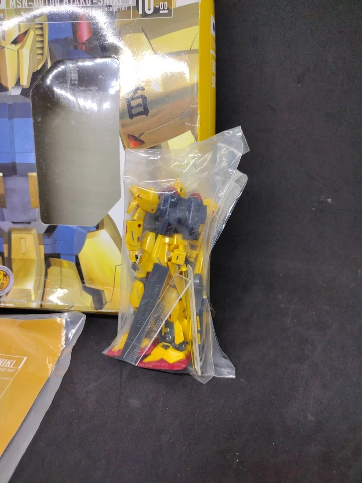 MSN- 00100 Hyaku -Shiki 1/200 Scale Bandai - Image 4 of 4
