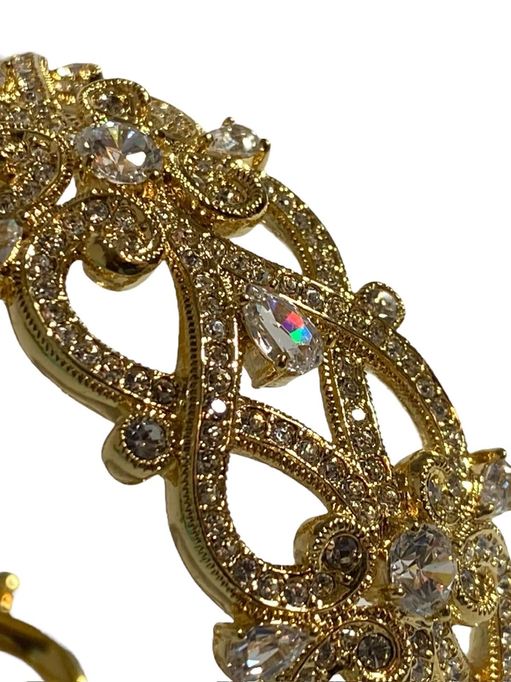 Brazalete brazalete Nadri para mujer nudo celta oro y cristal estrás Foto 2 de 4