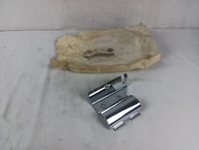 HARLEY DAVIDSON GENUINE RH SIDE WINDSHIELD BRACKET 58030-87A