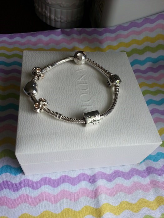 洗顔グッズ Love Bracelet Gift Set pandora 18cm Pandora Family is Love Bracelet Gift Set - Arezzo Jewelers