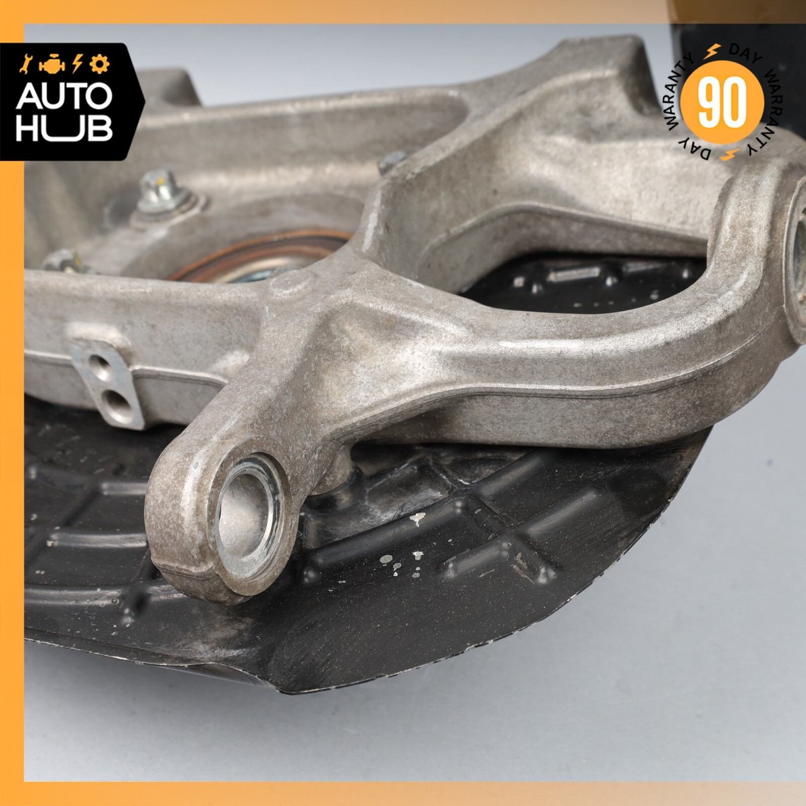 14-21 Maserati Quattroporte SQ4 Ghibli Front Left Driver Knuckle Spindle OEM 69k