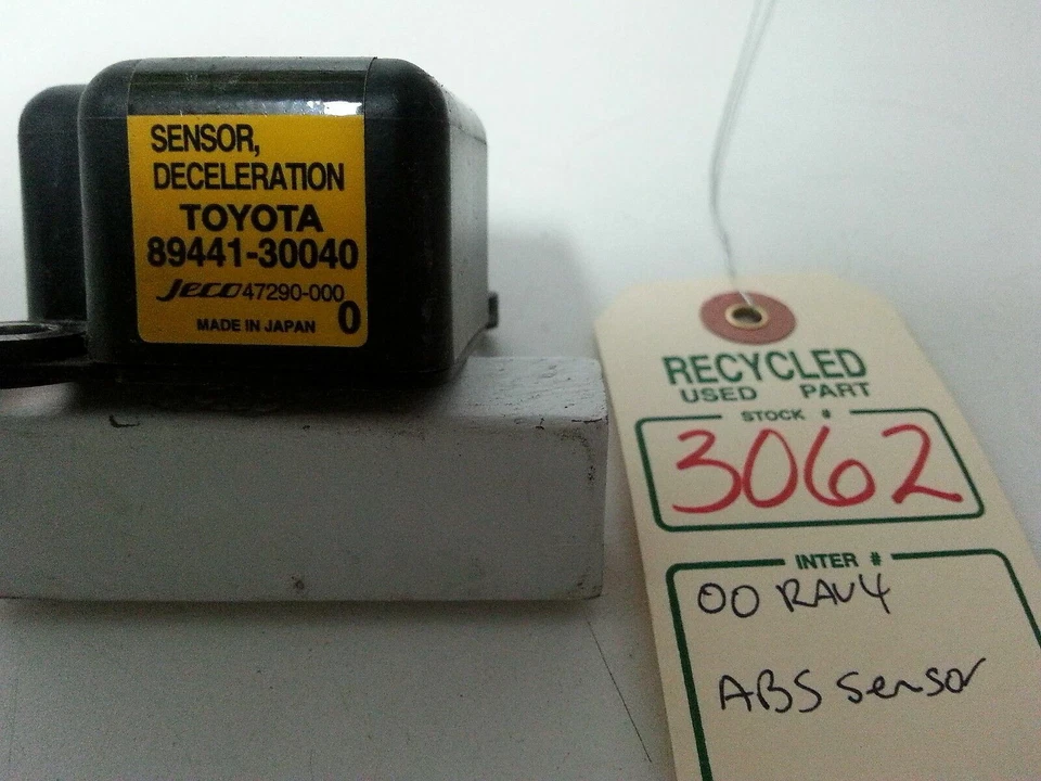 2000 Toyota RAV4 ABS датчик OEM 89441-30040 #3062 - Изображение 4 из 4