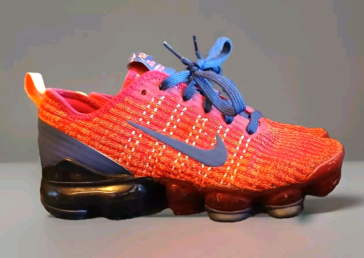 orange nike vapormax flyknit