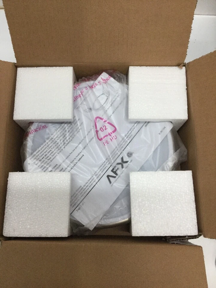 9” Regulable LED Capri Montaje Al Ras Blanco Cálido Cepillo Níquel CFF091100L30D1BN Foto 4 de 4