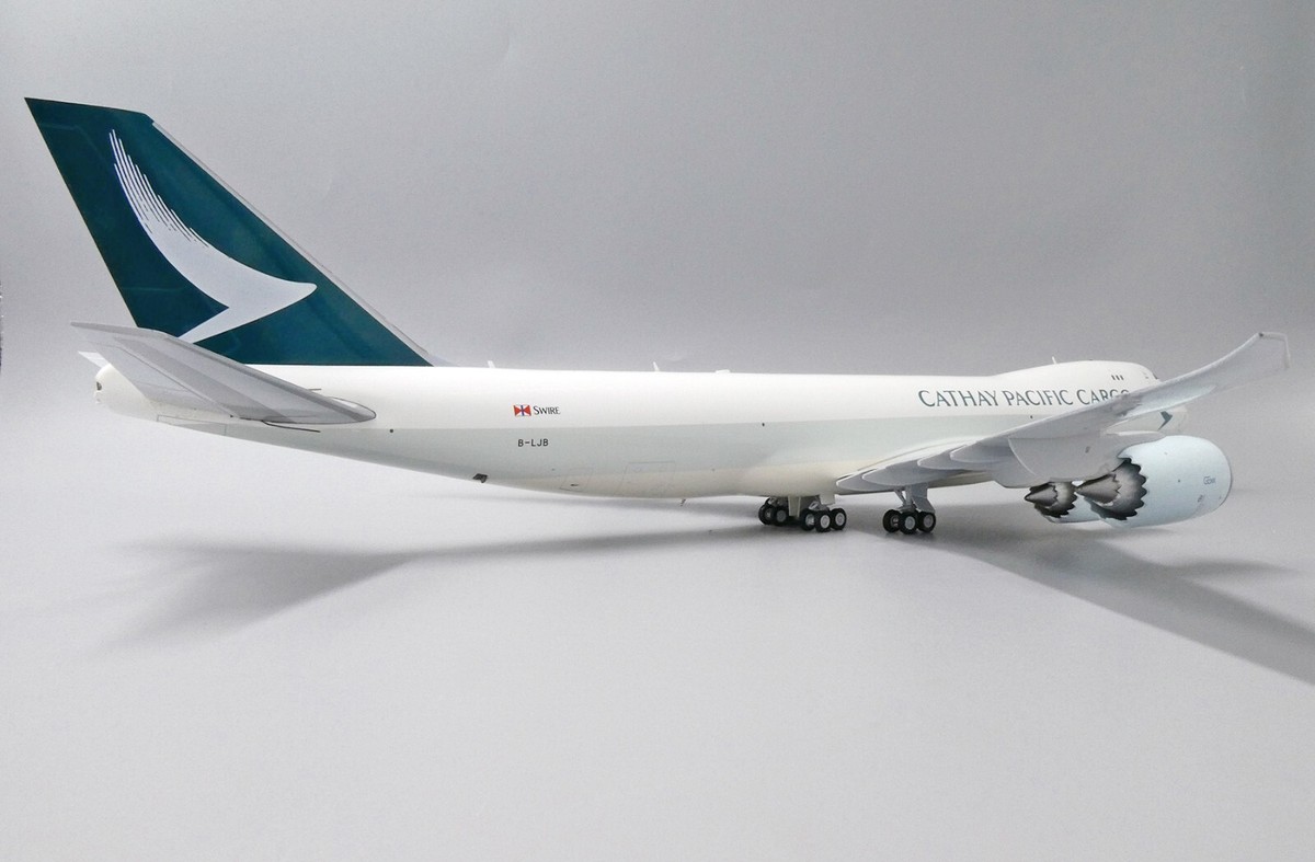 JC Wings XX2184 Cathay Pacific Cargo Boeing 747-8F B-LJB Diecast 1