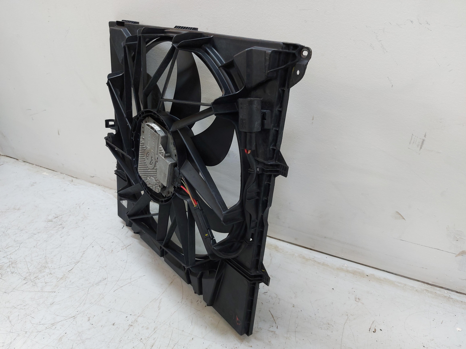 11 12 BMW X3 F25 Electric Cooling Motor 7562594 6732-7562594 1742 