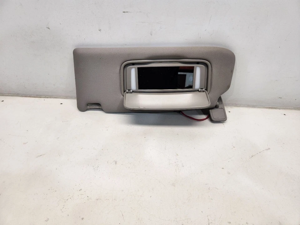 Parasol izquierdo para conductores Volvo C30 2007-09 con luz sin abridor de garaje *vinilo gris* Foto 2 de 4