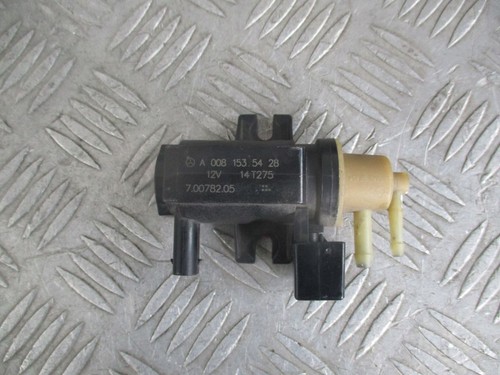 Mercedes-Benz GLA W156 X156 2016 Benzin Turbolader Druckwandler Magnetventil