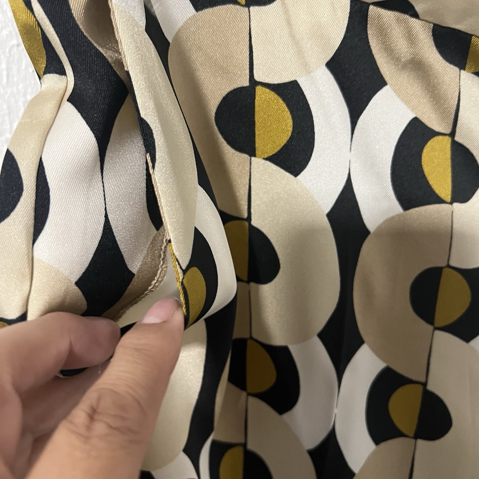 ZARA Geometric Print Medium NWT Wide Leg Satin Trouser Pants Side Zip Pockets image 3