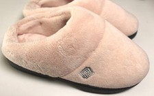ISOTONER Signature Slippers Size SM 6.5-7 Evening Sand Retail 30