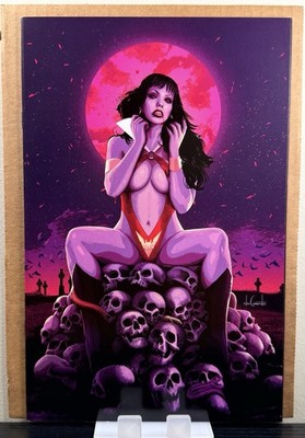 Vampirella #20 Nino Cammarata Virgin Variant Dynamite Entertainment 2021