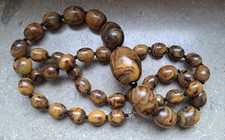 Vintage Catalin Bakelite Necklace Marble Swirl Faux Amber 94g