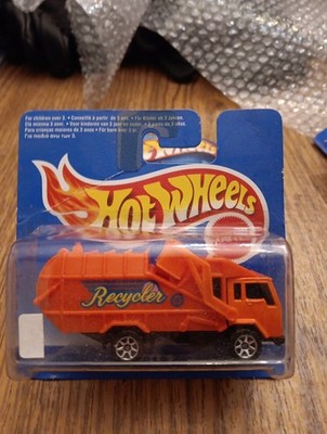 Hot Wheels RECYCLING TRUCK  Blue Short Card ECO 1 Orange Garbage Truck 7 Spoke