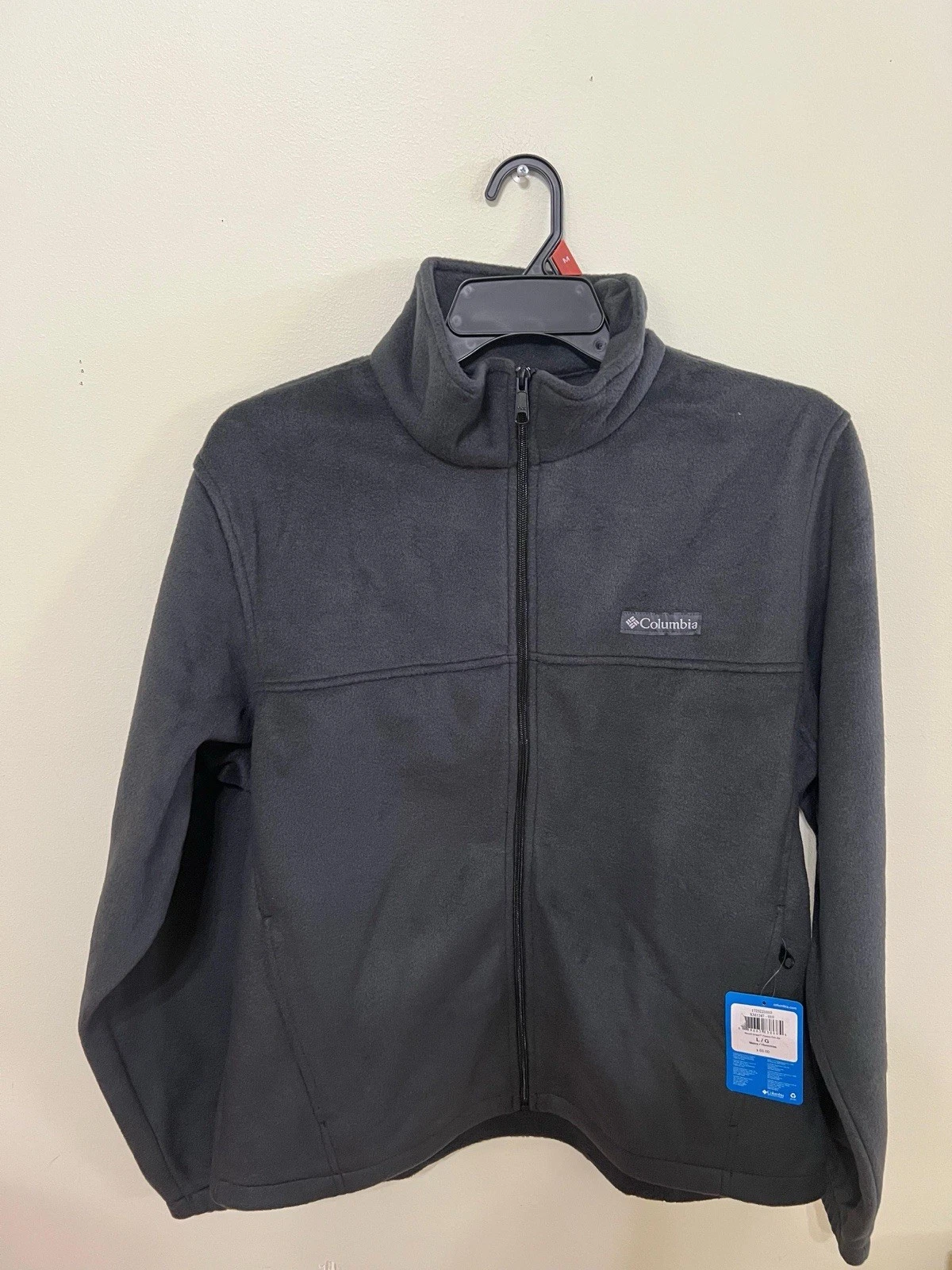 Brand New! Columbia Men’s Black Fleece Jacket! Size L
Opens in a new window or tab