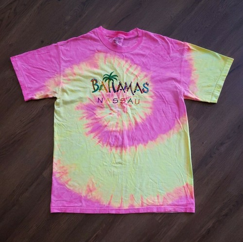 90s Vintage Bahamas Nassau Embroidered 