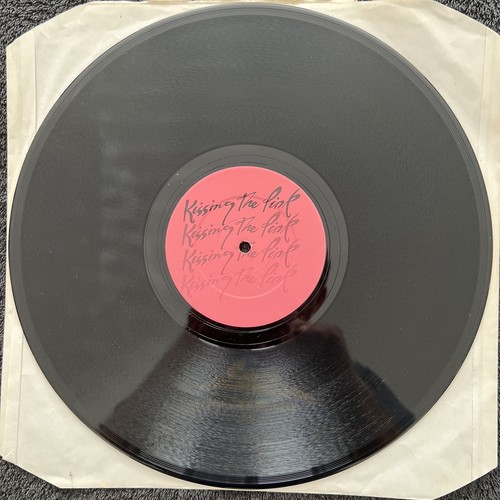 Kissing The Pink – Mr. Blunt (4:52) 12'' Vinyl 1982 CLEANED/PLAY TESTED EX+/VG+ - Picture 5 of 7