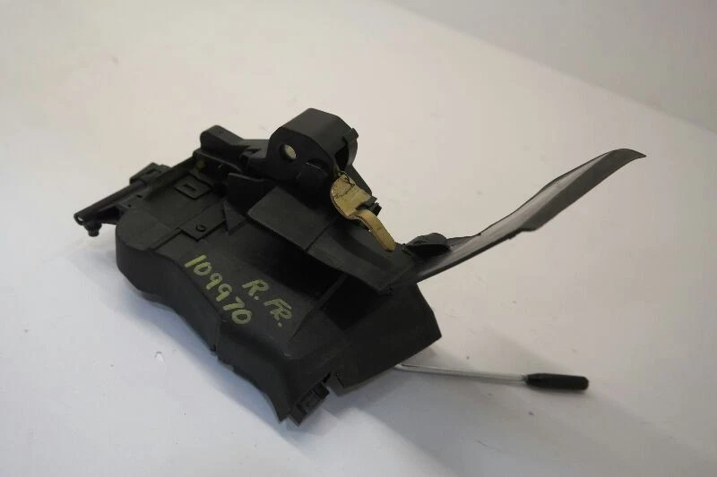 2004-2008 CHRYSLER CROSSFIRE RIGHT FRONT DOOR LOCK ACTUATOR  - Image 4 of 4
