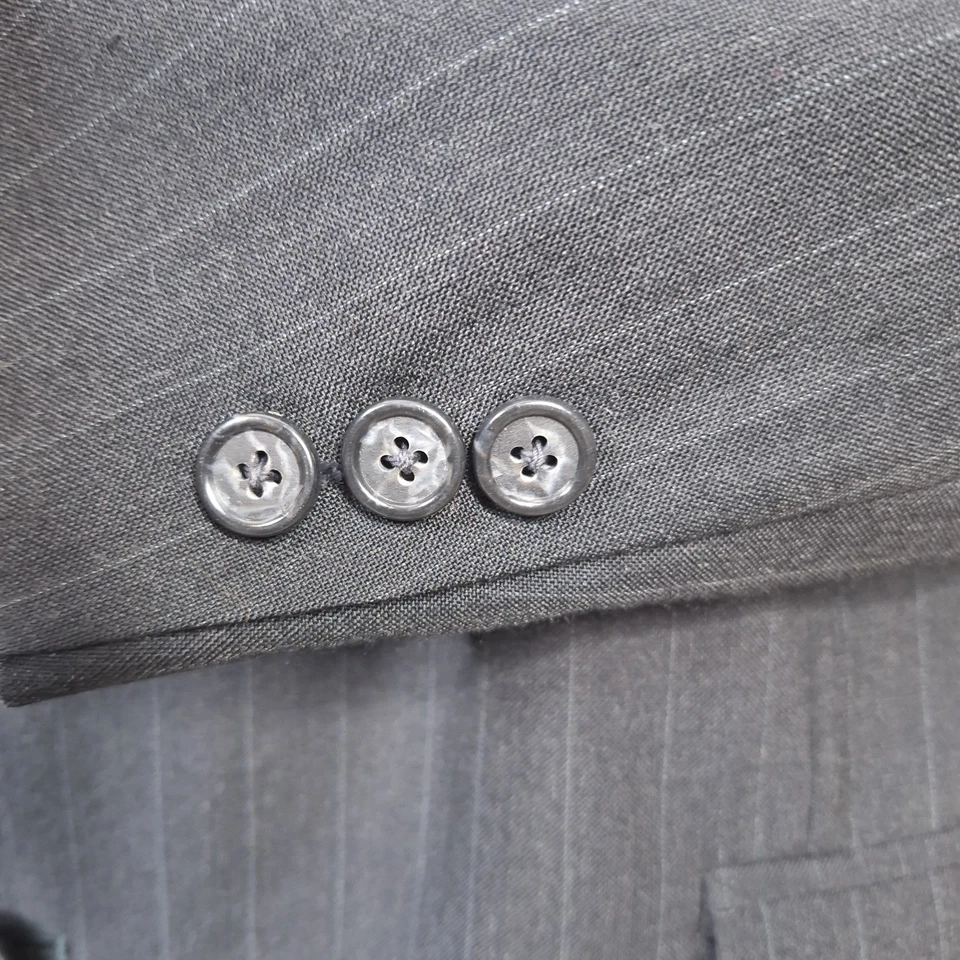 Terno masculino Barrington 2 peças 48R 42X29 listra carvão escuro ventilado único - Imagem 4 de 4