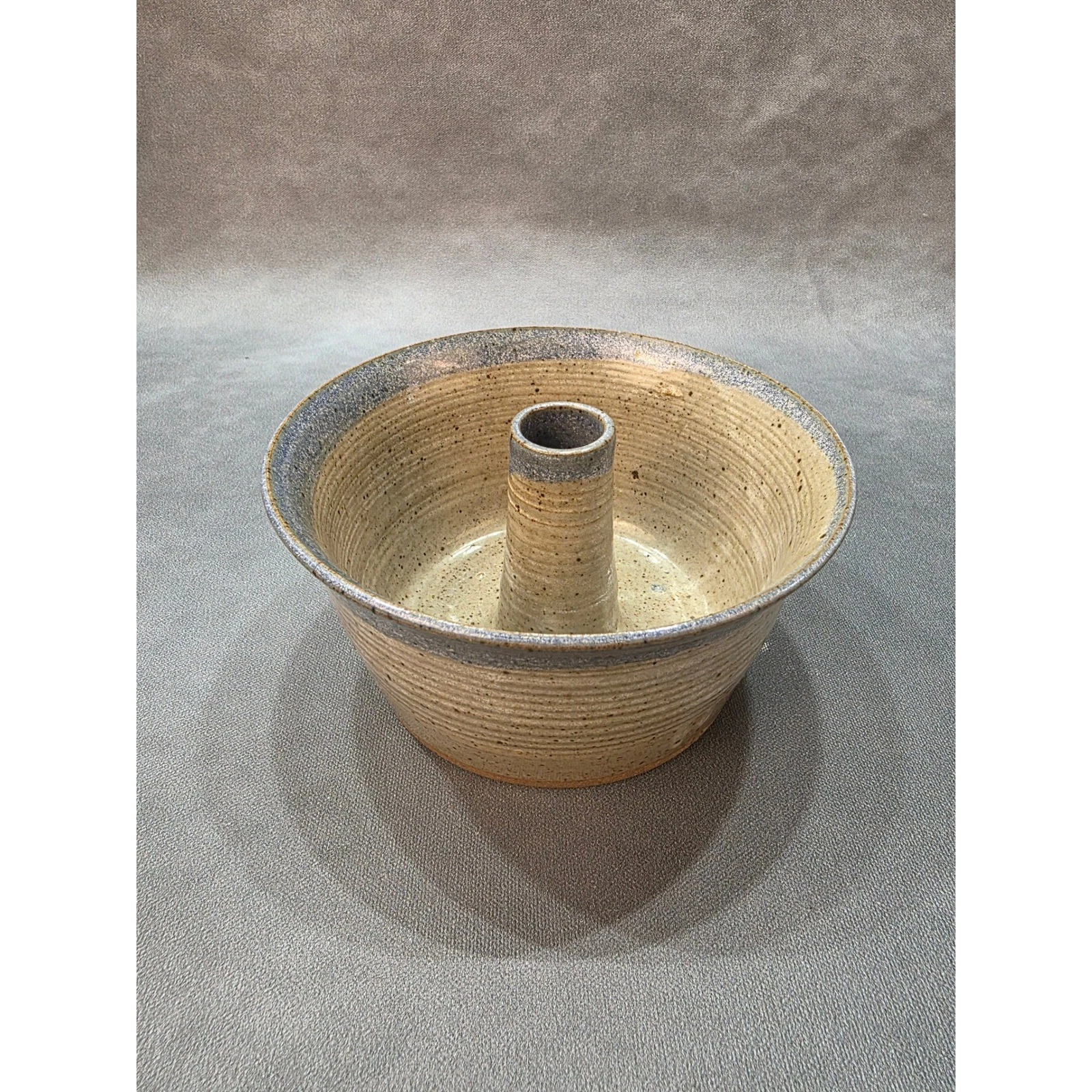 Vintage Studio Pottery Stoneware Bundt Cake Pan Speckled Glaze Blue Rim 7.5"