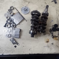 Suzuki T250 Hustler GT250 Gearbox 1st 2nd 3rd 4th 5th 6th Gear Plates Screws