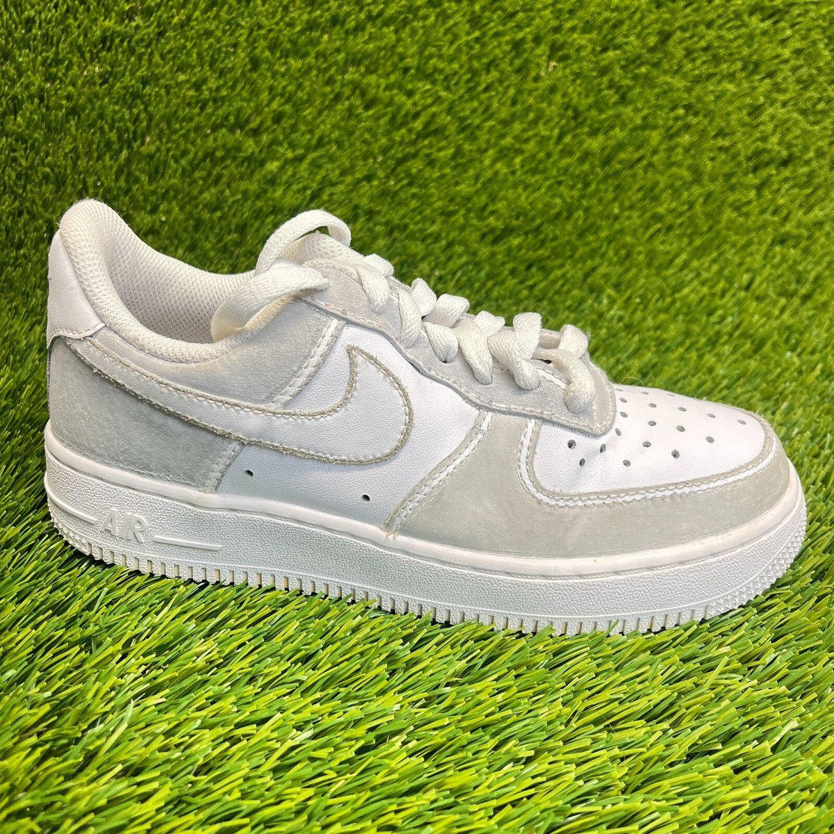white nike air force 1 womens size 6