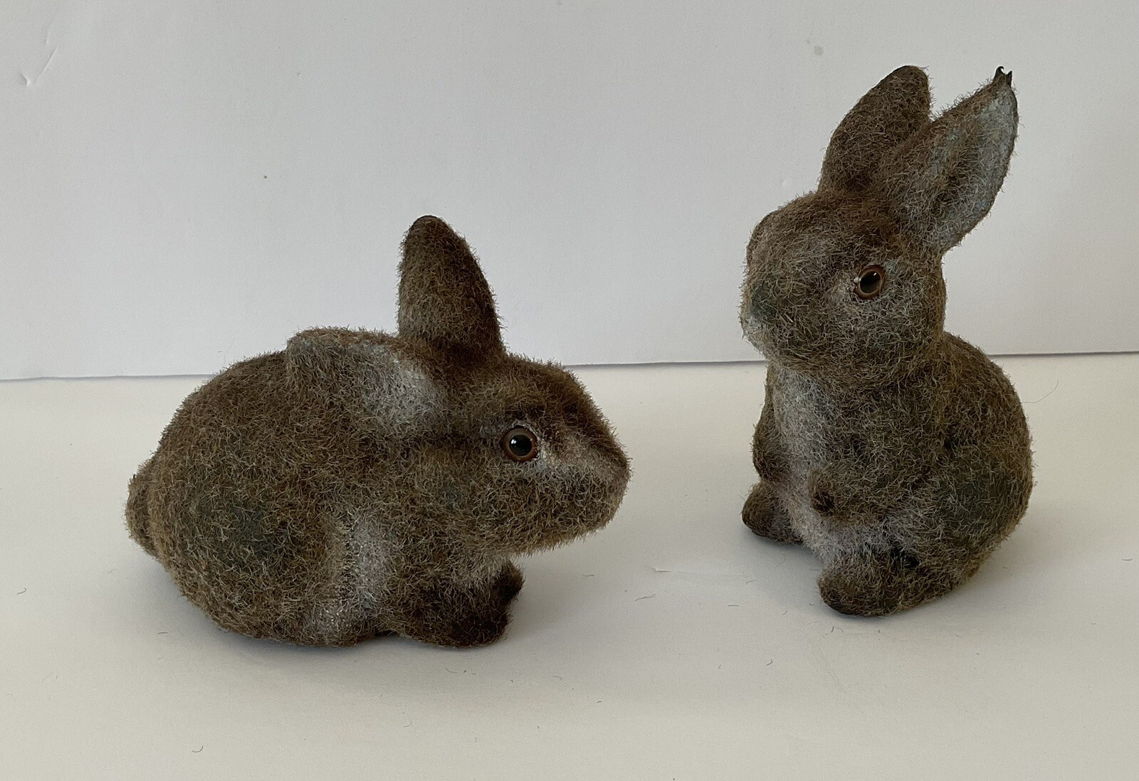 Pair Vintage Flocked Sitting Easter Bunny Rabbits, 4